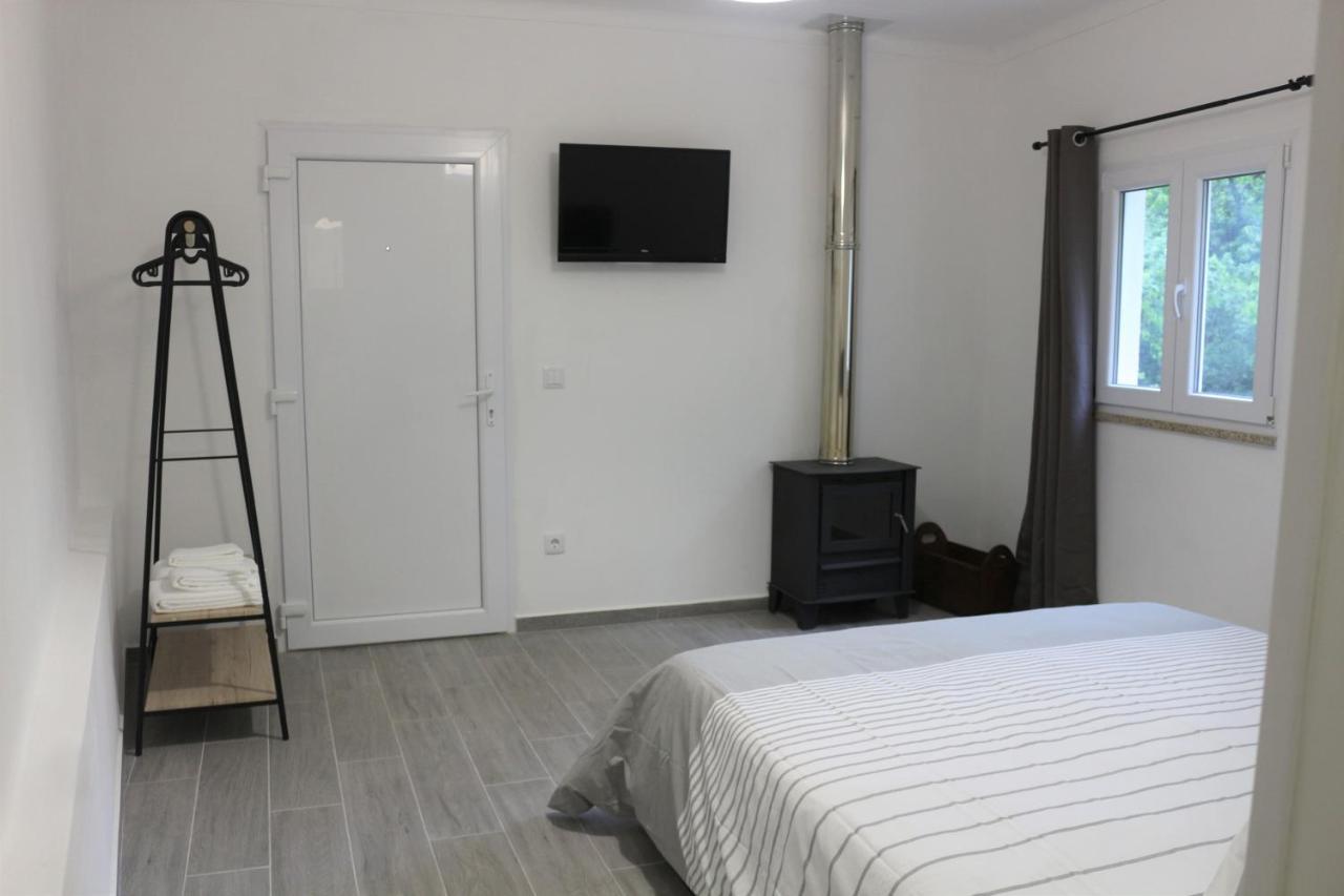 Casinhas Da Lu Apartment Geres Luaran gambar